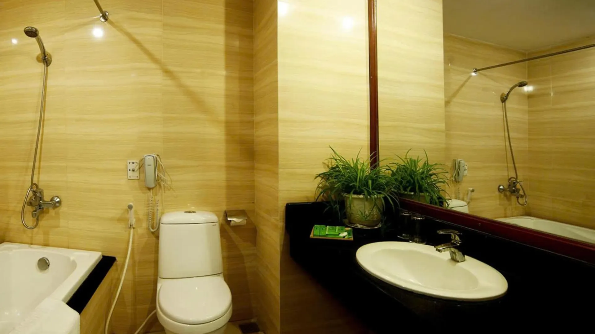 *** Hotel Residences Minh Chau Da Nang Vietnam